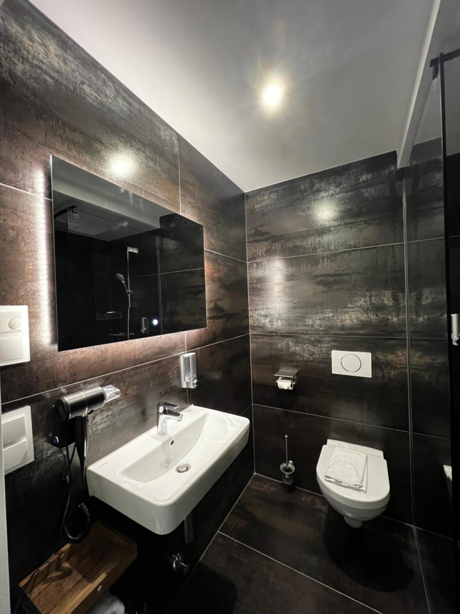 Hotel Adrett Am Dom - Digital Access Cologne Extérieur photo